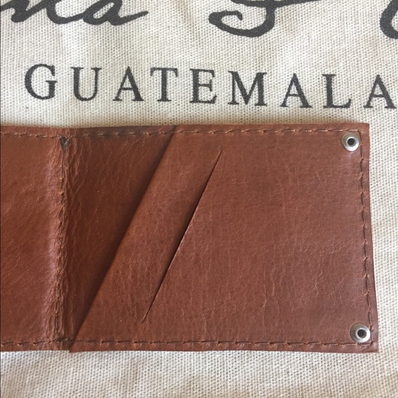 Nena & Co wallet brand new in box - Picture 3 of 6